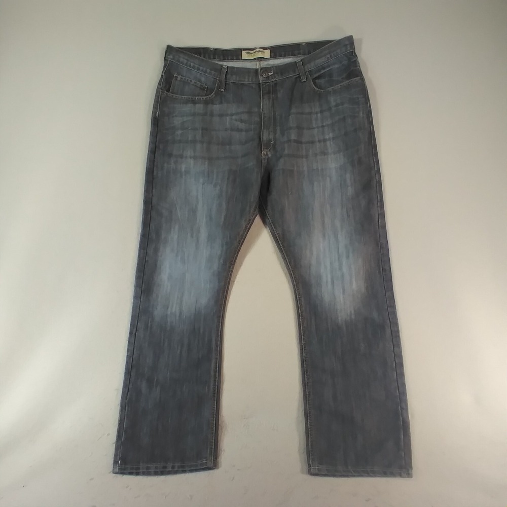 Wrangler jeans men's 40 x 30 regular fit straight blue denim pants